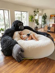 gorrila chair